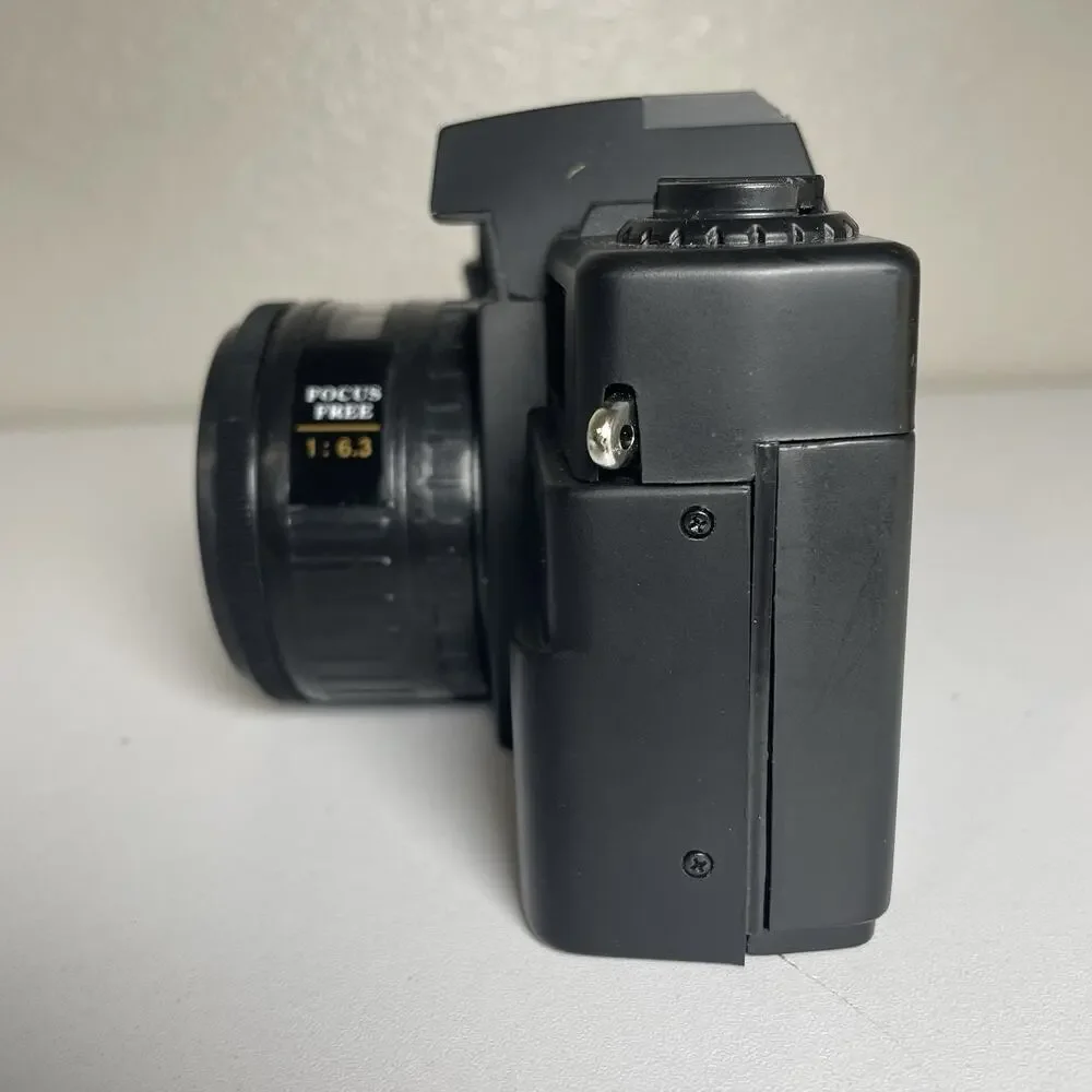 Vintage Tashika 2000N 35mm Film Camera Body - Untested